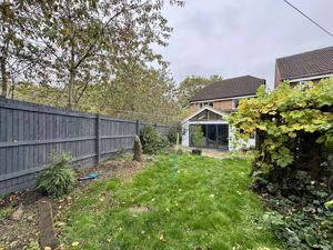 Photo 27- click for photo gallery